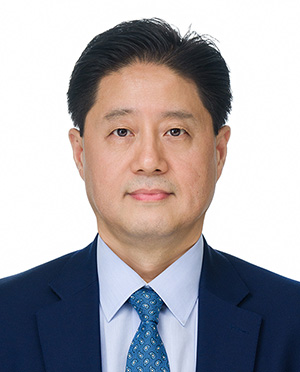 John Chee : Faire le lien entre la technologie, le marketing et les ventes dans le domaine des solutions polymères